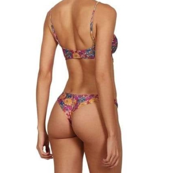 👙VIX Bikini Set👙 - Picture 5 of 9